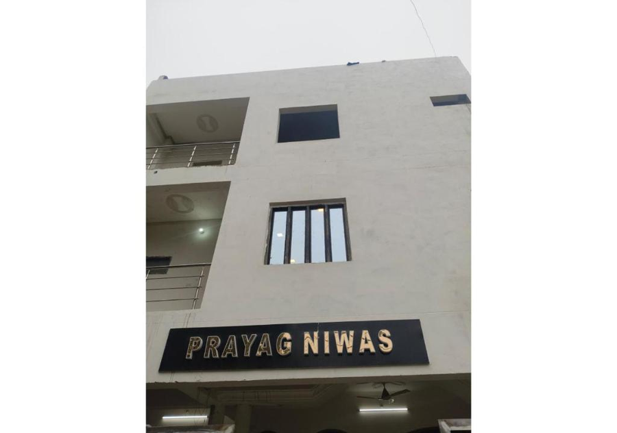 Prayag Niwas,,3 star