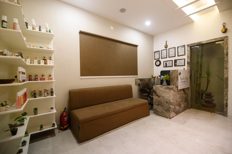 Hotel Superstay,Madhav Nagar,3 star