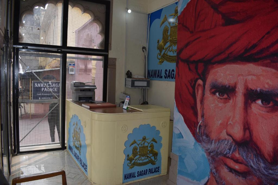 hotel nawal sagar palace