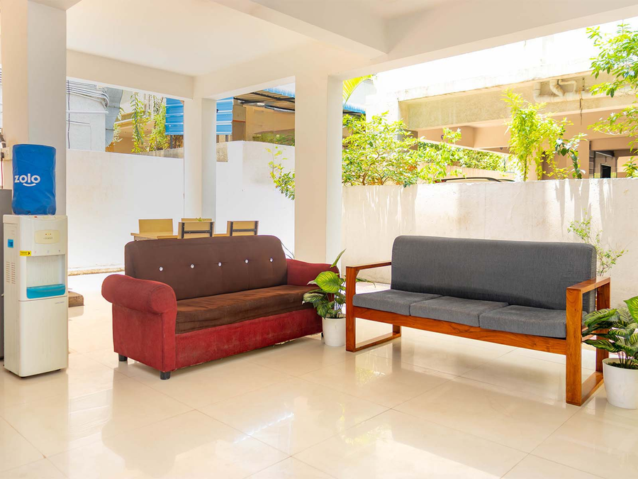 Z Express Silverstone (Men Only),Kothur,0 star