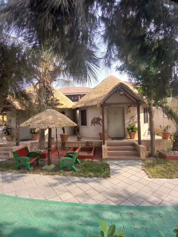 h v beach resorts