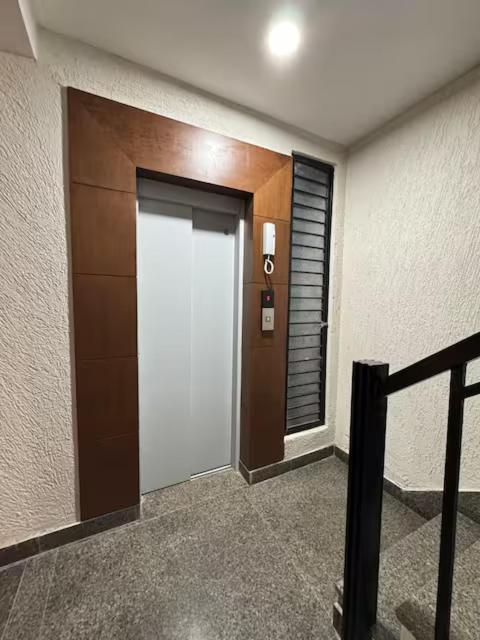Studio J267,Saket, Delhi,3 star