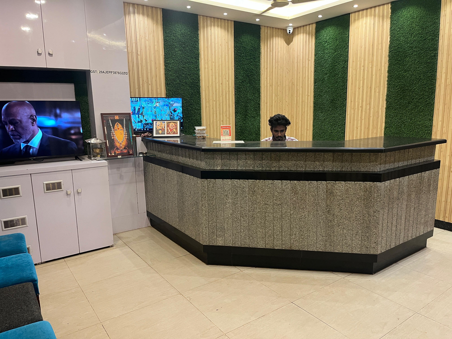 Lotus Rooms,,2 star