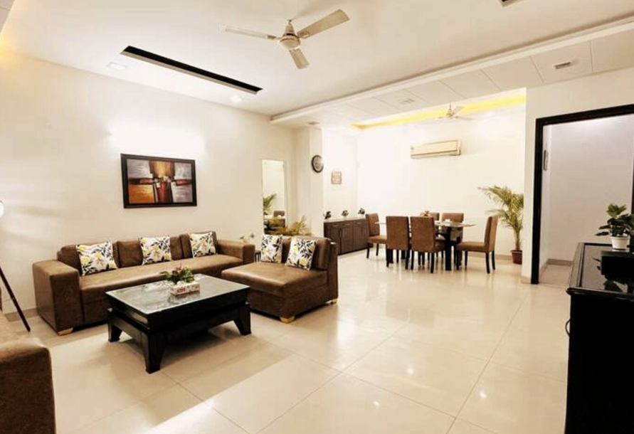 Bluo 2Bhk @ Greater Kailash | Lift Balcony Parking,Greater Kailash,3 star