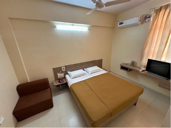 hotel vivek
