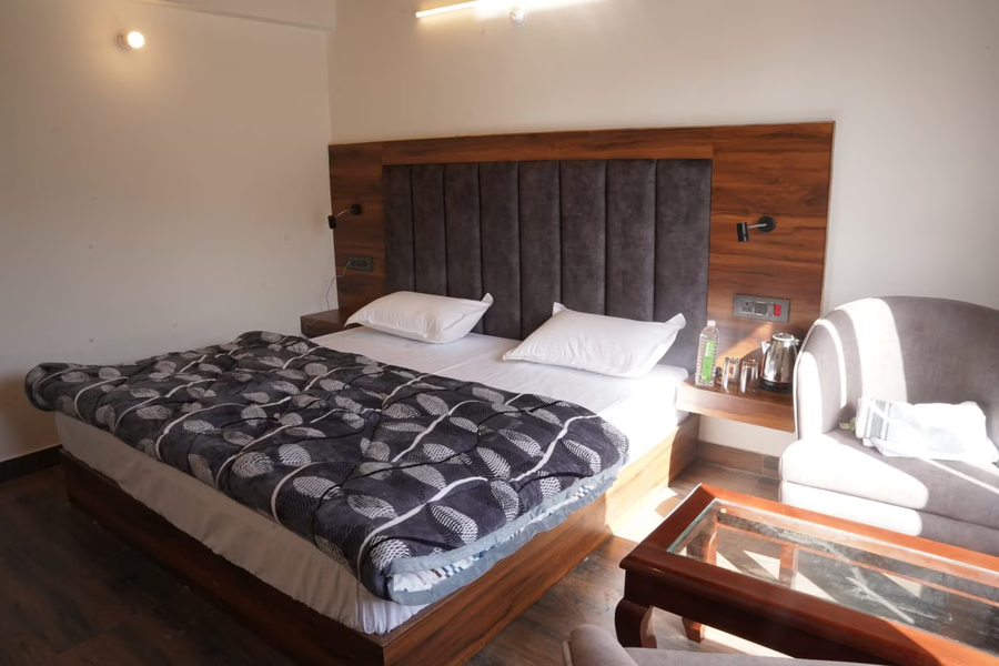 The Oak And Lake View Resort By Mind My Trip,Tallital,3 star