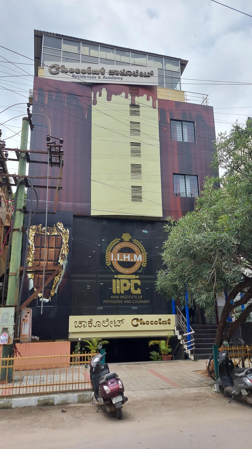 Chocolate Hotel,Indiranagar,3 star