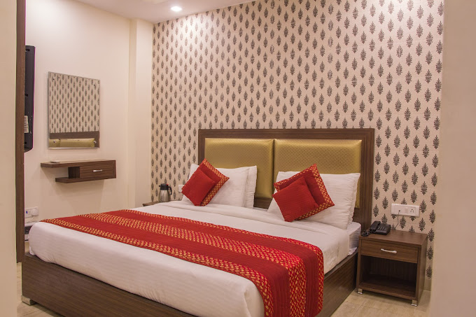 Hotel Pawan Plaza,Karol Bagh>>Central Delhi,3 star