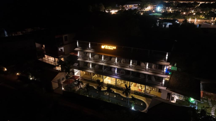 alaya stay gracias bleu retreat with sea views and restro close to ashvem beach