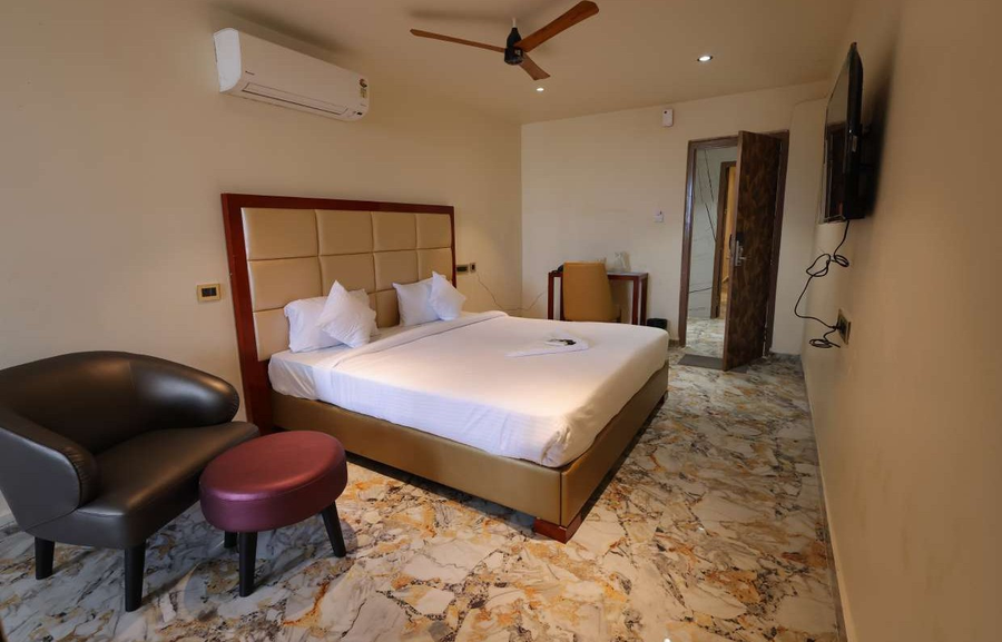 Hotel Chutneys As Rao Nagar,Kothur,2 star