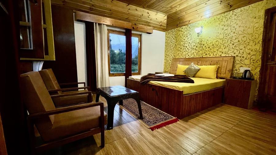 Asha Cottage Manali,Log Huts Area,2 star