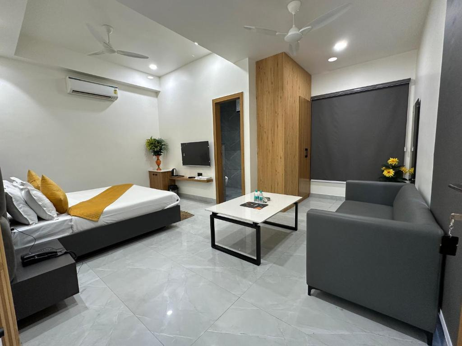 Hotel-Img