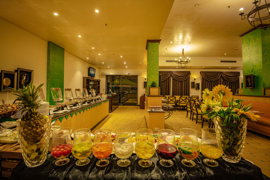 Hotel Kanha Shyam,,4 star