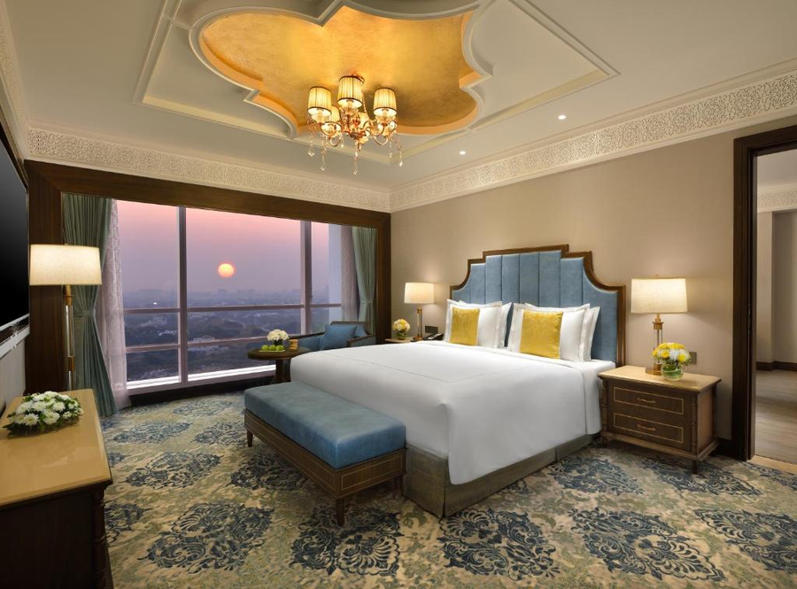 Taj Skyline, Ahmedabad,Thaltej,5 star
