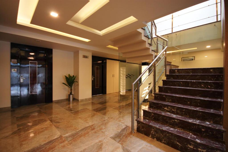 hotel furaat inn
