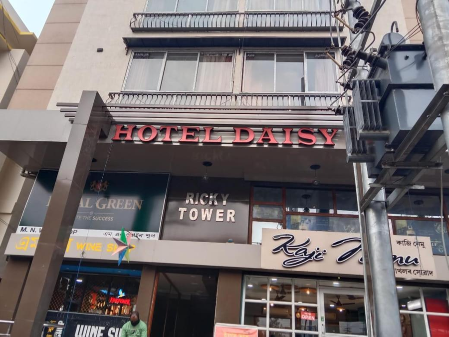Hotel Daisy,G S Road,2 star
