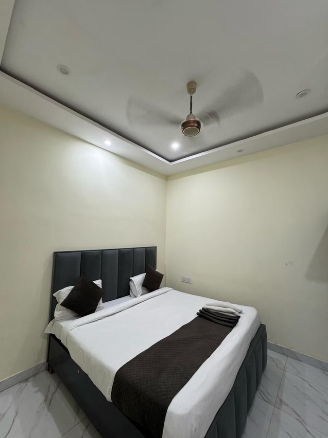 narayan stay