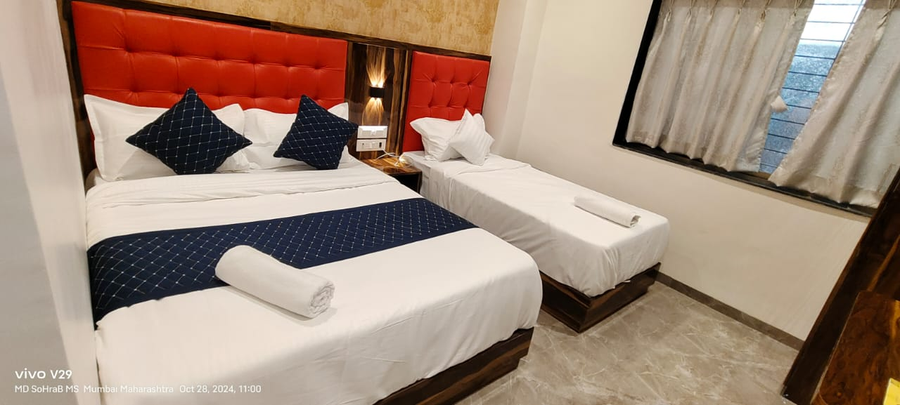 Hotel Sanjary International,Churchgate,2 star
