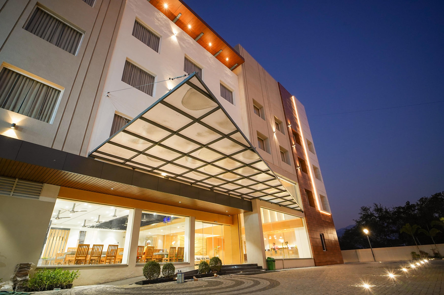 hotel nakshathra a royal stay