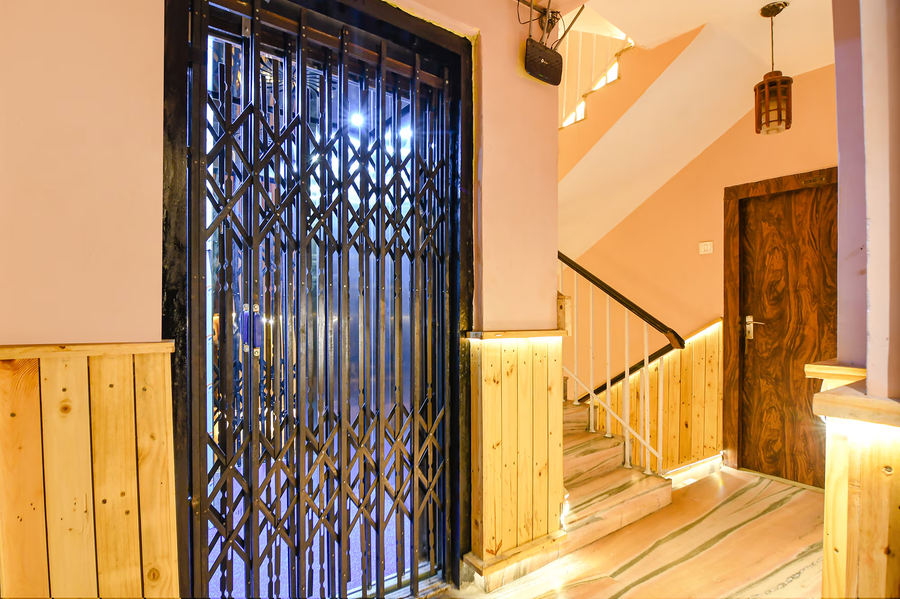 Fabhotel The Golden Orchid,KALIGHAT,3 star