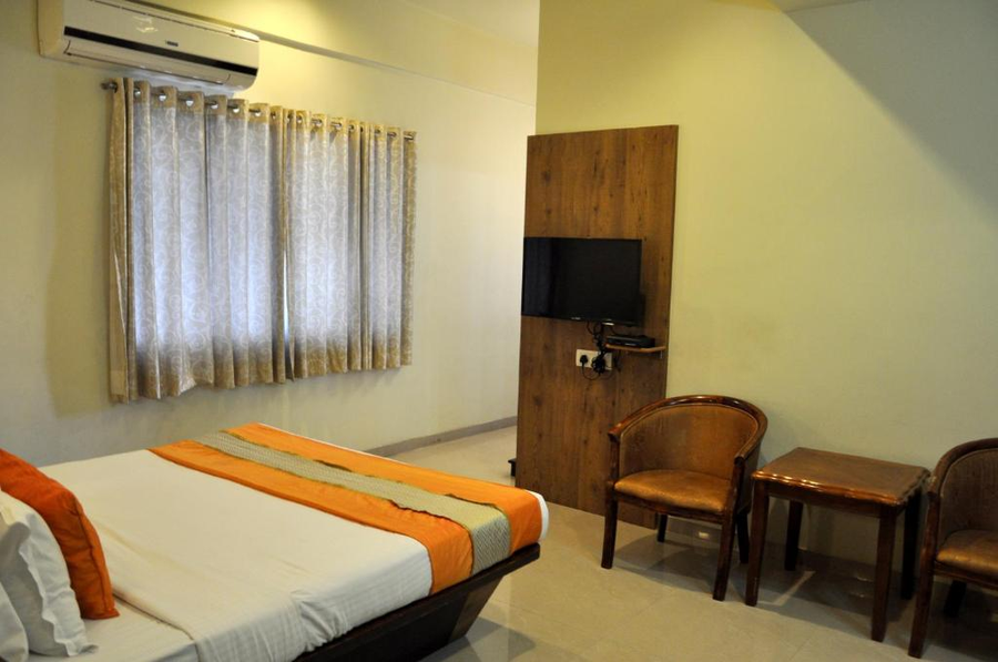 hotel atria kolhapur