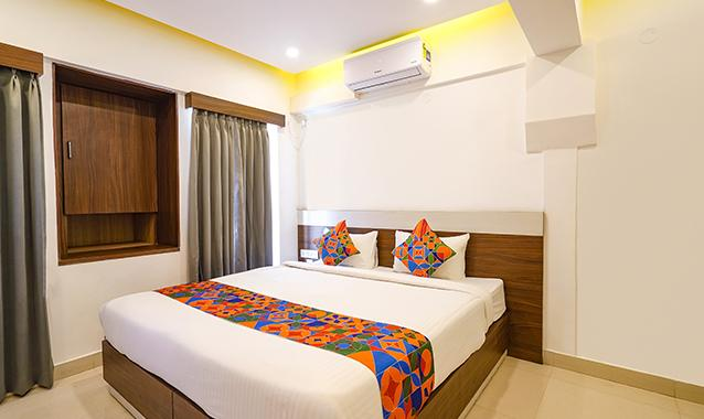 fabhotel royal n comforts hal old airport road