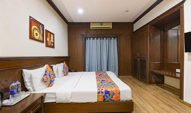fabhotel siris 18
