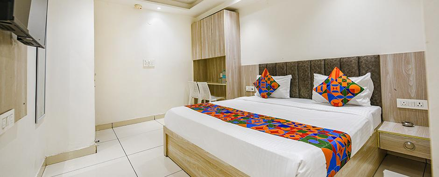 Fabexpress Luxury Inn Adarsh Nagar,,3 star