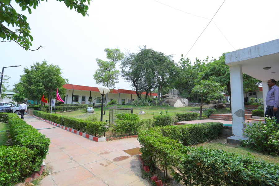 Lake View Tourist Resort,,3 star