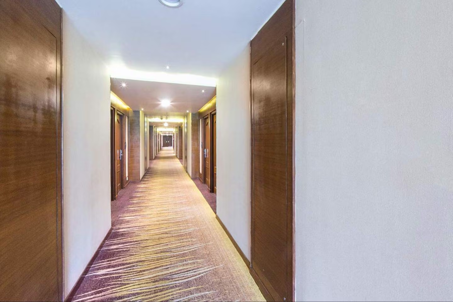 the grand magrath hotel