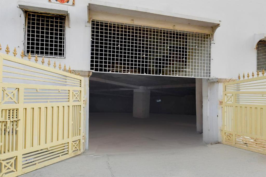 Super Townhouse Nagole Rto Office,,3 star