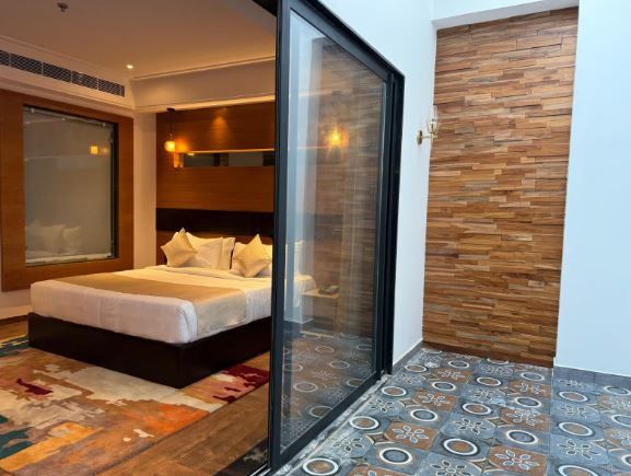 The Taj Palace,,4 star