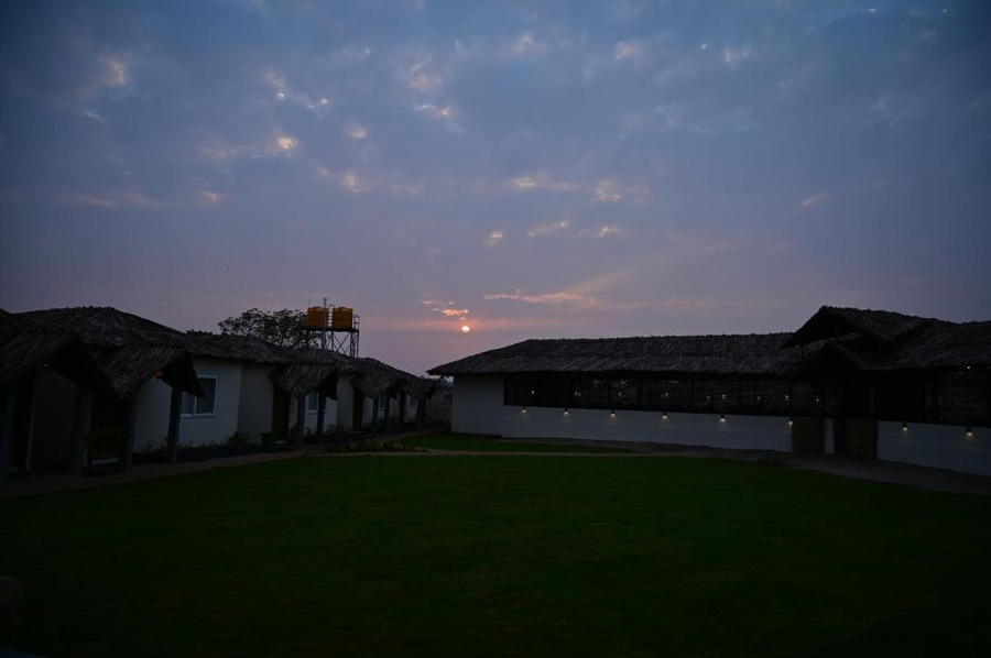 The Hampi Cafe,,3 star