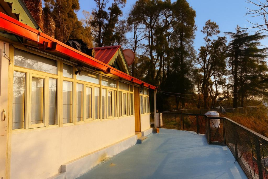 He Hill Crest Mussoorie - 500 Mtr From Mall Road,Camel's Back Road, Mussoorie ,3 star