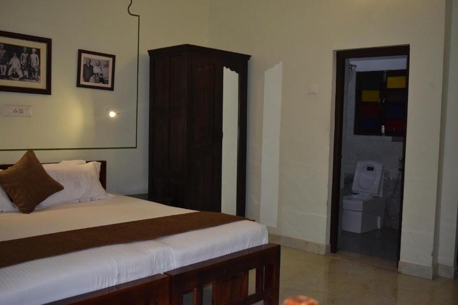 hotel nawal sagar palace