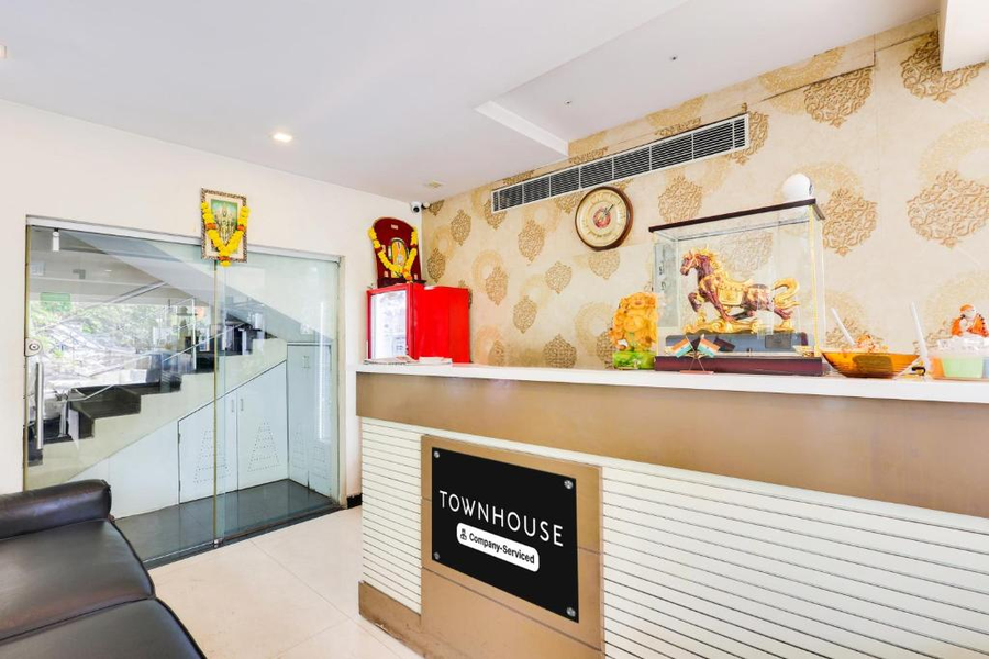 super townhouse dwarka nagar near ramatalkies