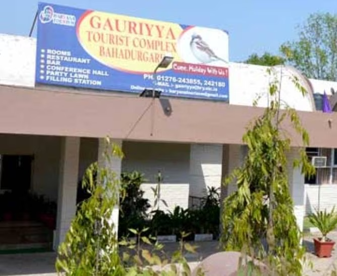 Gauriyya Tourist Resort,Jhajjar- Bahadurgarh Rd,3 star