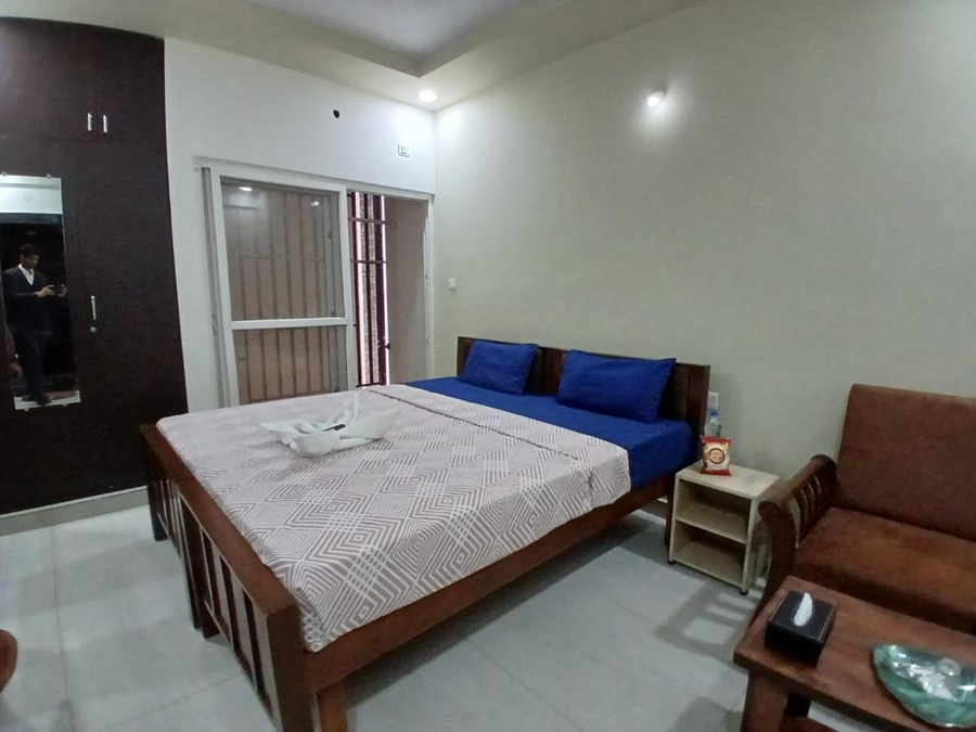 hotel santhi comfort near manyata tech park