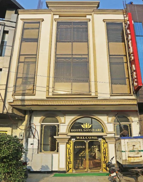 Hotel Lotus Arc,Mahipalpur,3 star