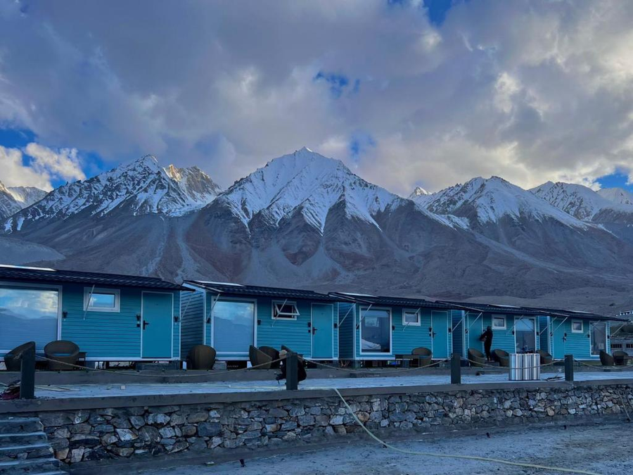 pangong