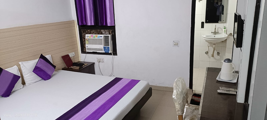 hotel su shree continental dx