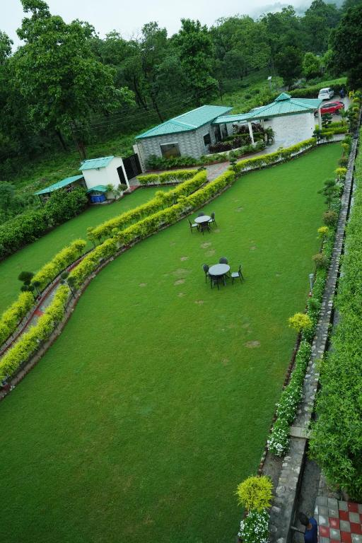 vasant corbett resort