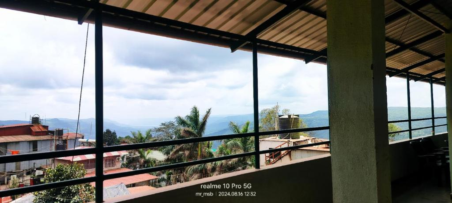 Hotel Sky View,,3 star