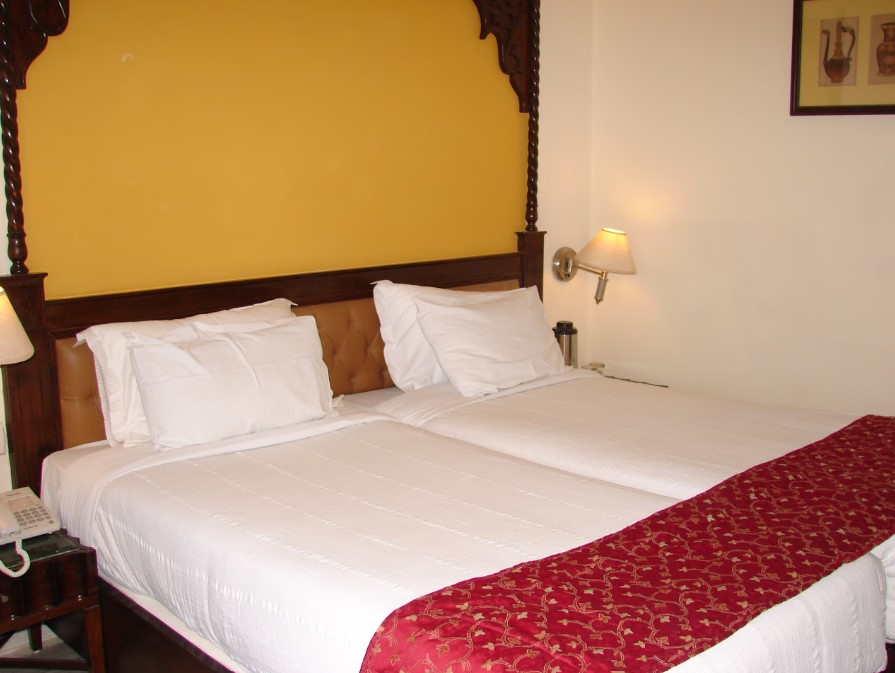 Hotel Mansingh Palace,,3 star