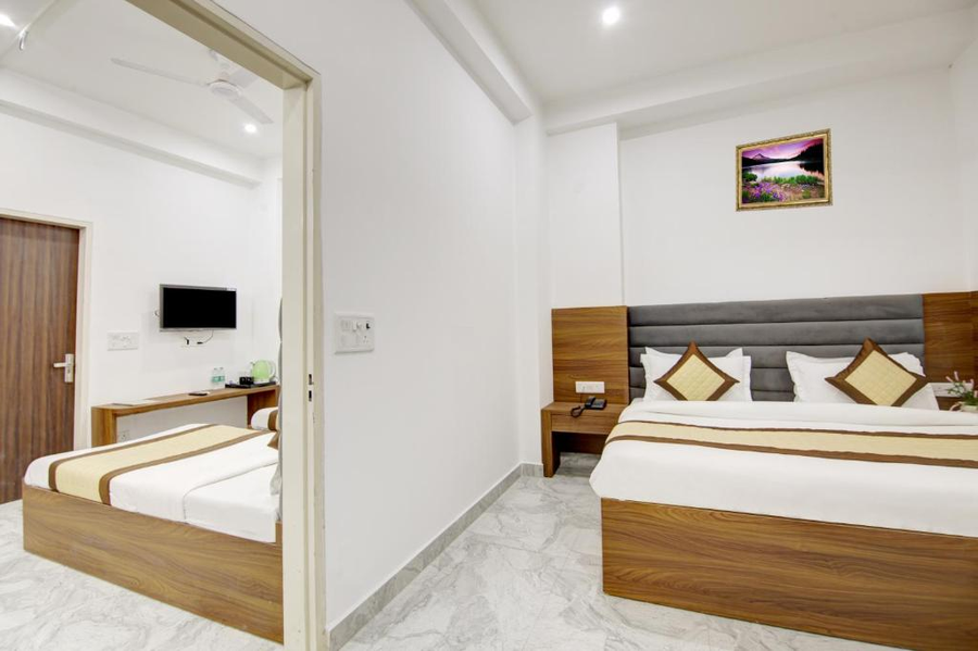 hotel sb inn new delhi railway station