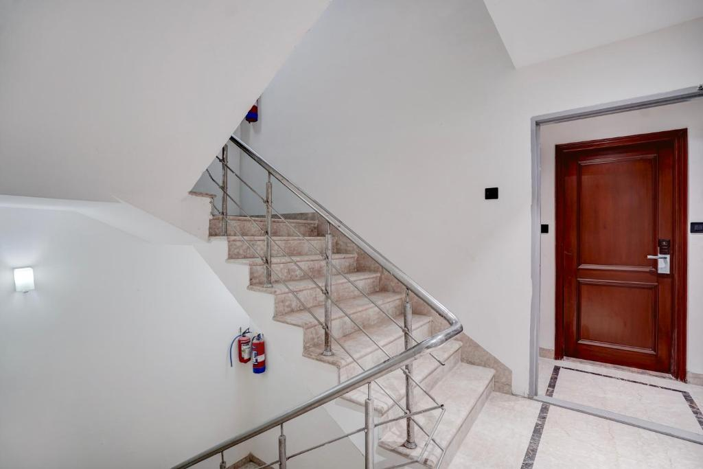 super townhouse karol bagh formerly hotel unistar