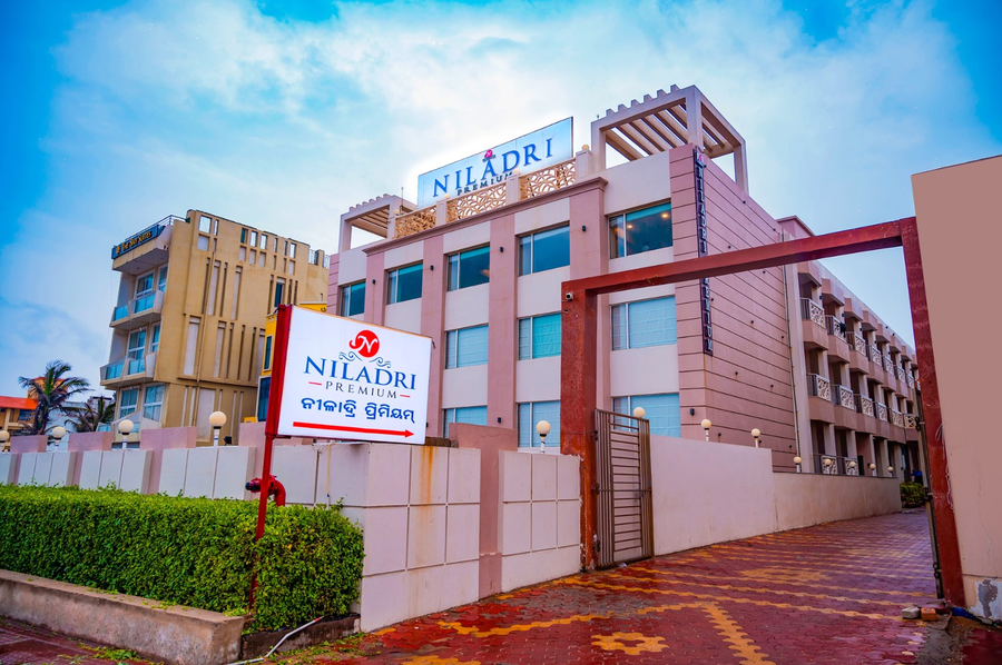Hotel Niladri Premium,Baliapanda,3 star