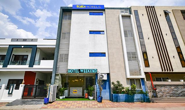 fabhotel weekend
