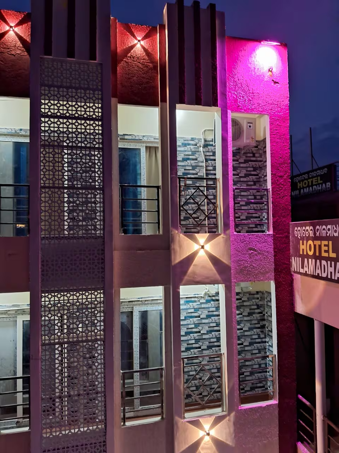 Hotel Bhagirathi Palace,Baliapanda,3 star