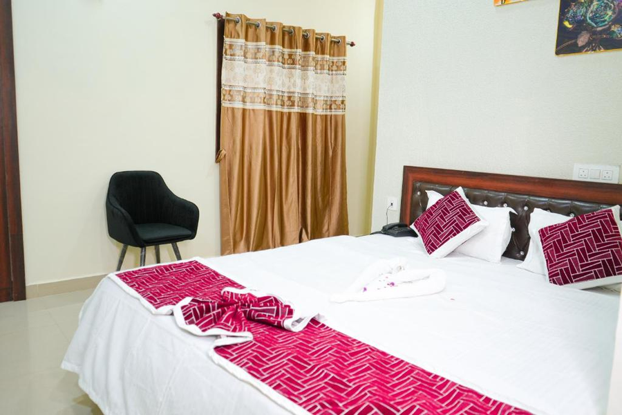 Hotel  Adarsh,,3 star